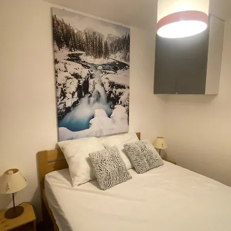 Renove Avec Wifi, Plein Sud, Sur Les Pistes, Parking Prive - 4 A 5 Pers. - Fr-1-445-157 *